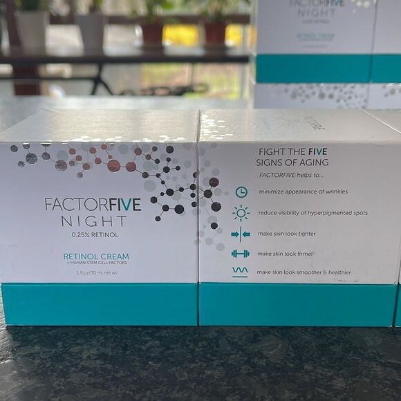Factor Five Night Retinol Cream fights 5 signs of aging -results in 4 weeks - Picture 7 of 10